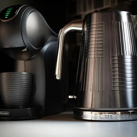 Moon - Tiny House From Callin Wines