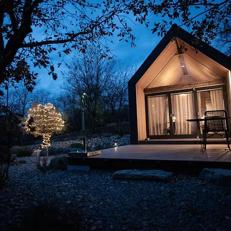 Moon - Tiny House From Callin Wines Сasa de vacaciones Sežana